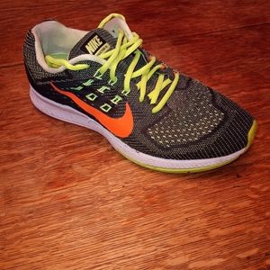 Nike Air Zoome Structure 18 Womens Size 9